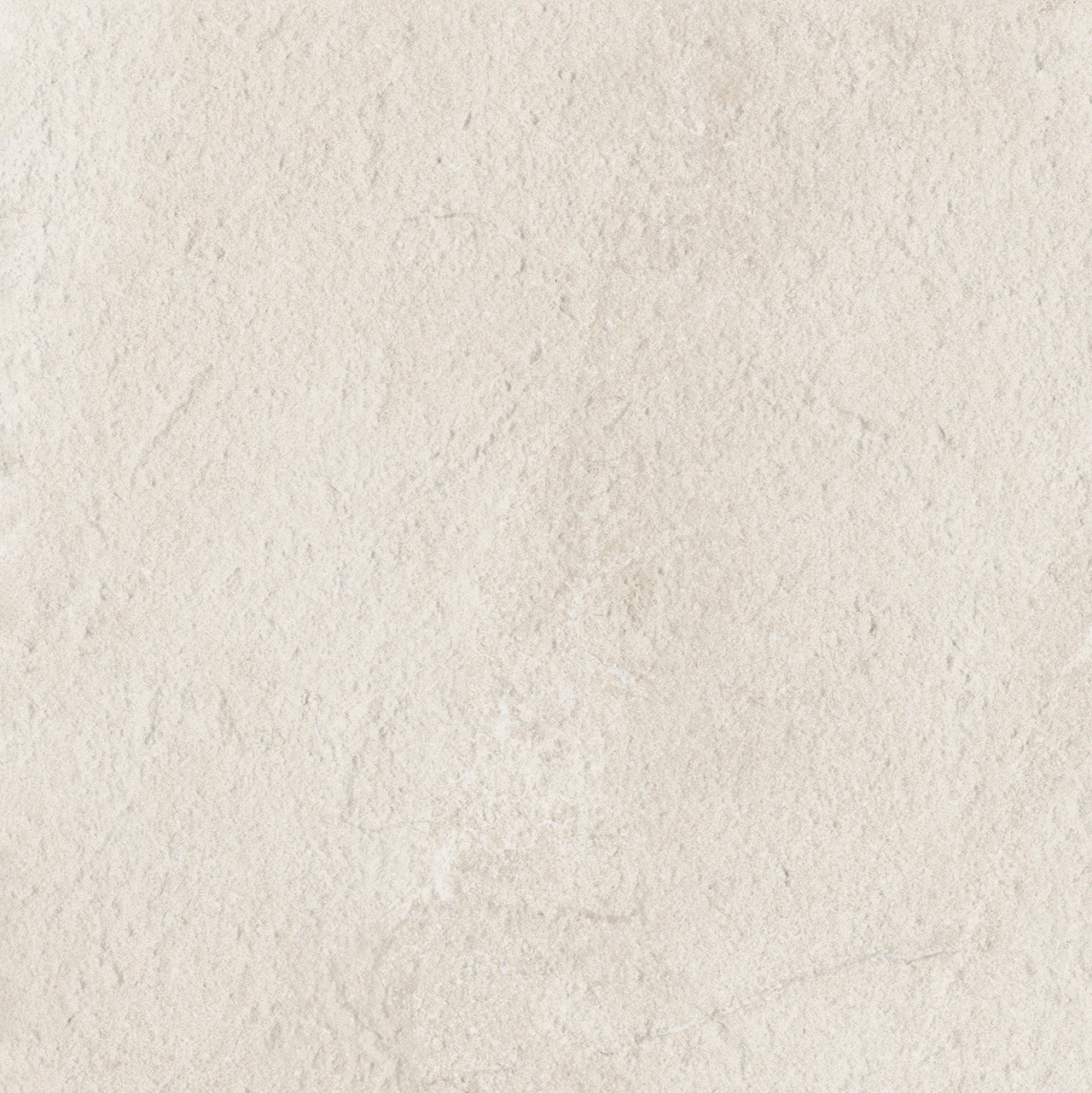 Cloudy White Carrelage beige clair, finition mate et structurée, intérieur/extérieur.